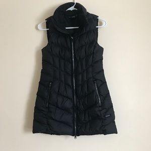 Athleta puffer vest xxs